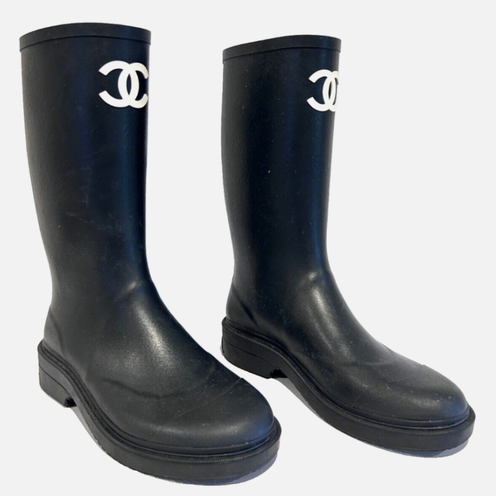 Chanel REV Black White Caoutchouc CC Logo High Pull On Rubber Rain Boots